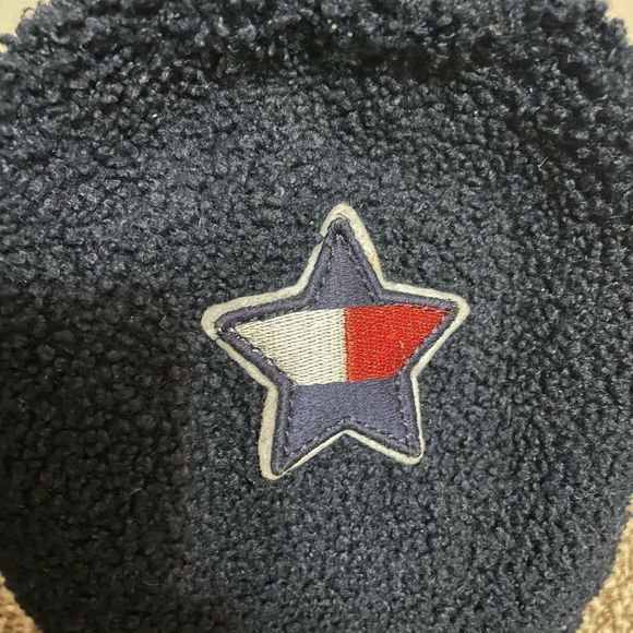 𝅺TOMMY Hilfiger Mini Backpack - Picture 3 of 7